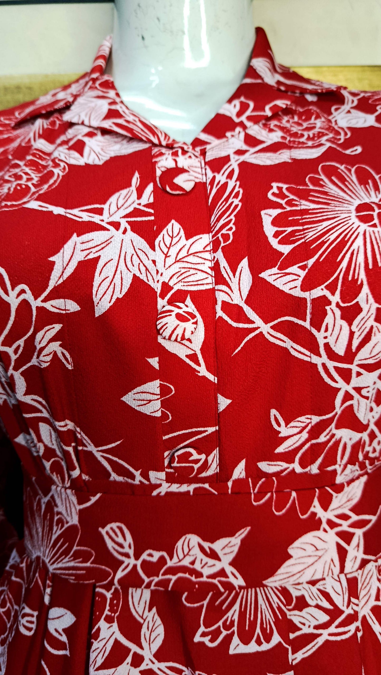 Red white leaves Maxi Dress Pakistan – Soft Georgette Fabric | Ameeri Fabric (Copy)