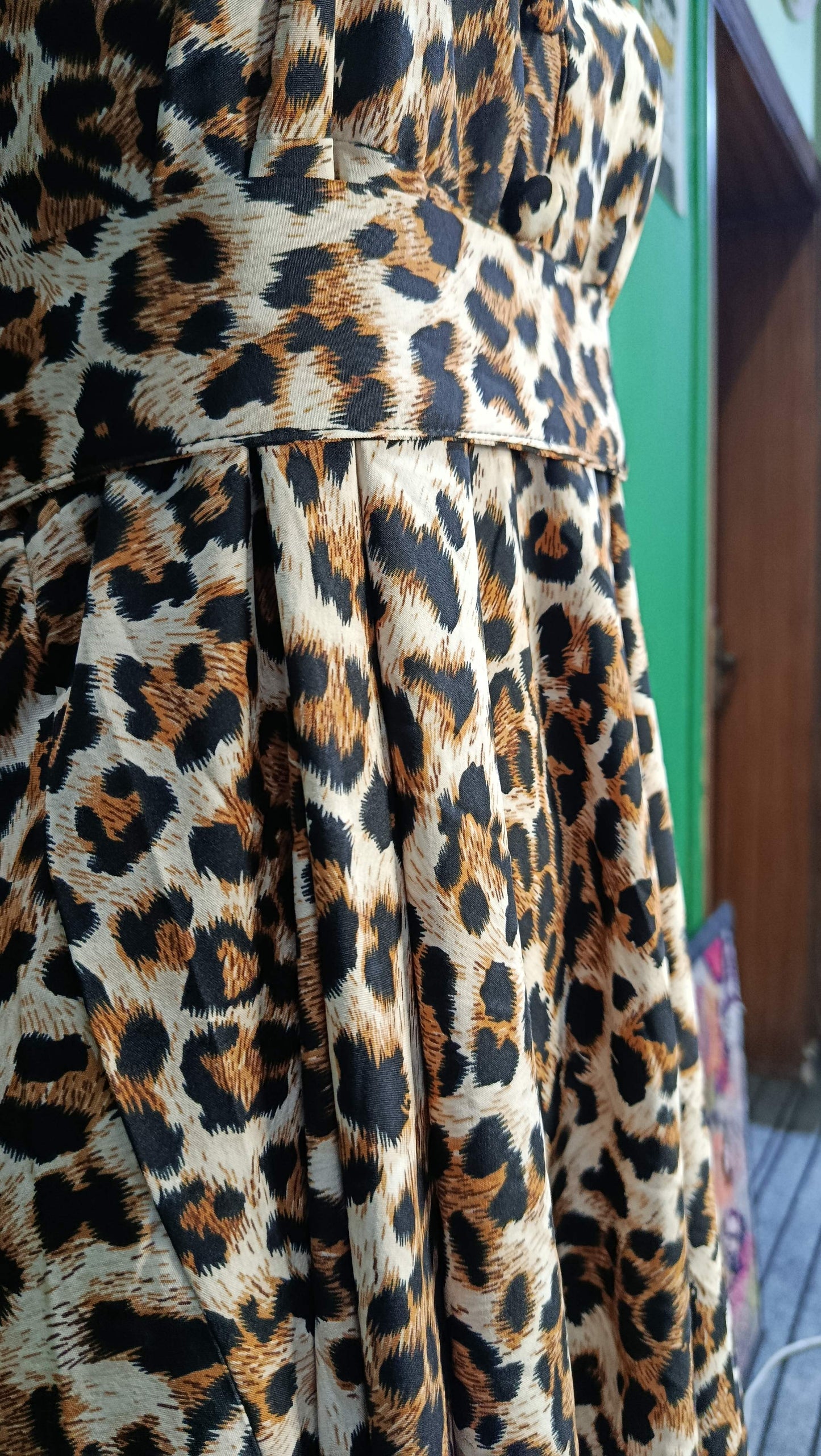 Elegant Leopard Print Long Dress – Soft Fabric