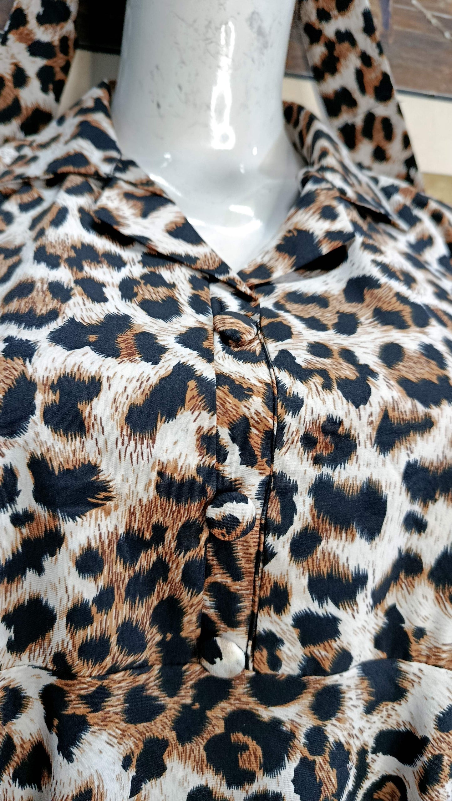 Elegant Leopard Print Long Dress – Soft Fabric